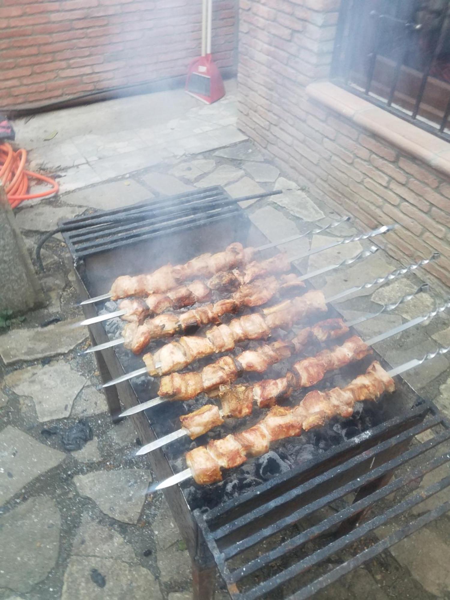 דירות טביליסי Уиут Ниниа Сад מראה חיצוני תמונה